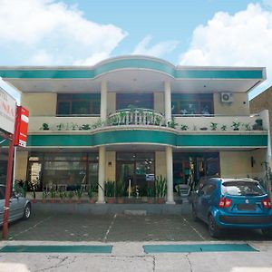 Hotel O Kebon Jeruk Near Gedung Sate Formerly Kurnia Hotel